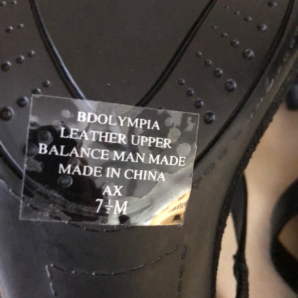 Bandolino 7 1/2 never worn black heels w box shoes - Picture 9 of 12